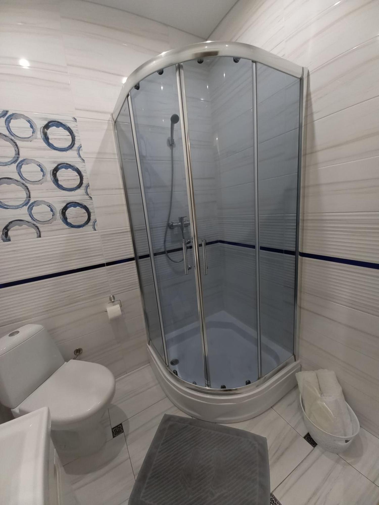 Готель River House Umanʼ Екстериор снимка